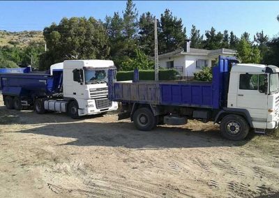 Maquinaria y medios profesionales para el movimiento de tierras en Lozoya